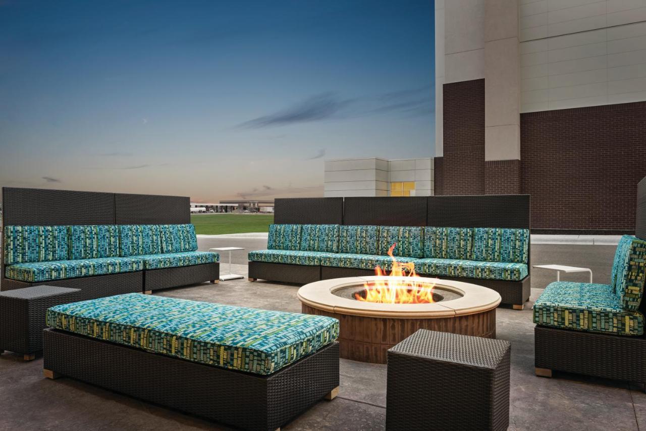 Home2 Suites By Hilton Brooklyn Park Minneapolis Esterno foto